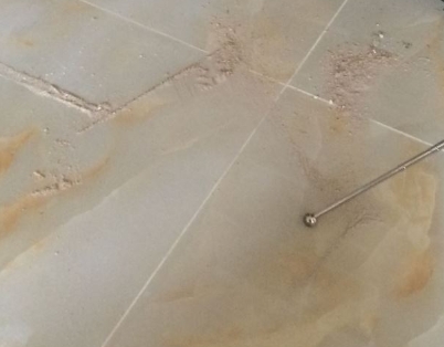 沁水瓷砖空鼓维修公司分享粘合剂选择不当在瓷砖铺贴过程中可能导致以下问题